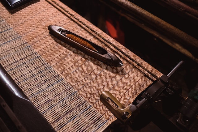 Etape du tissage du tweed