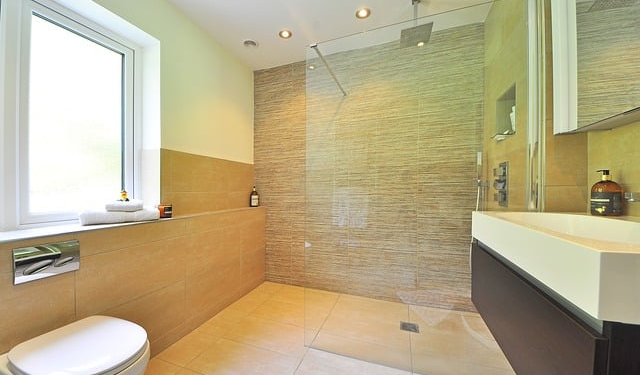 Nos conseils pour un carrelage de salle de bain moderne