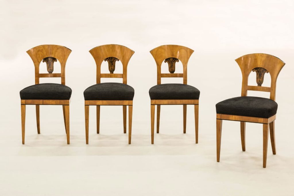 Chaises style Biedermeier 