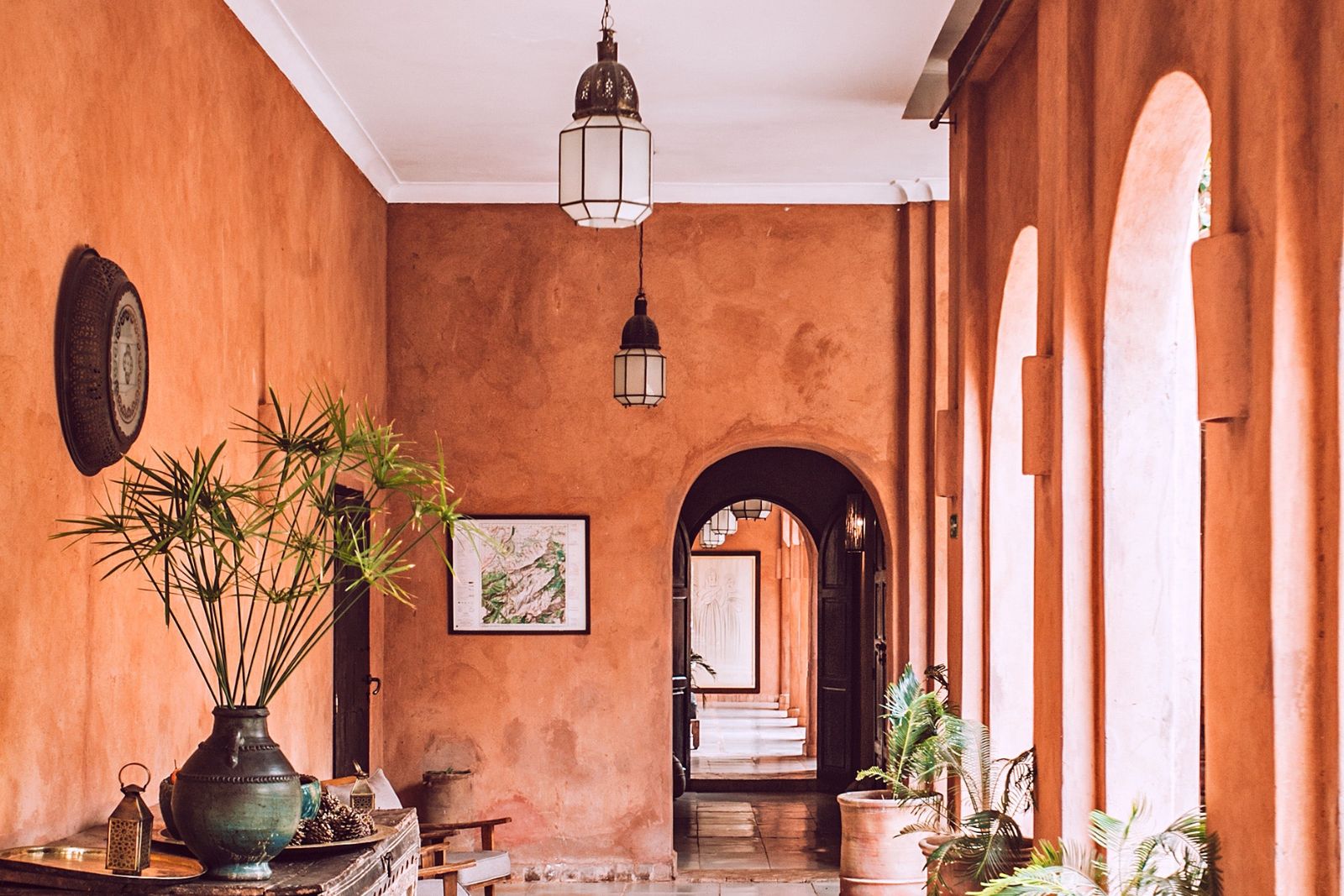 Cette couleur adorée par les designers va transformer votre intérieur en 2025