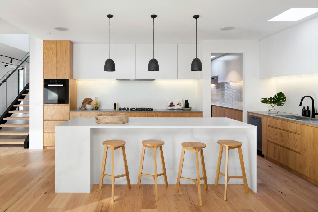 Cuisine minimaliste avec organisation japonaise