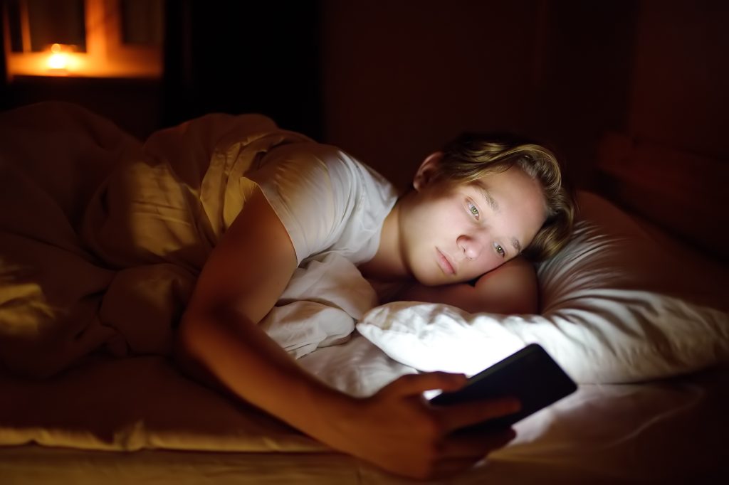 Les écrans avant de dormir