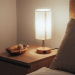 Pourquoi les lampes de chevet disparaissent peu à peu des chambres modernes ?